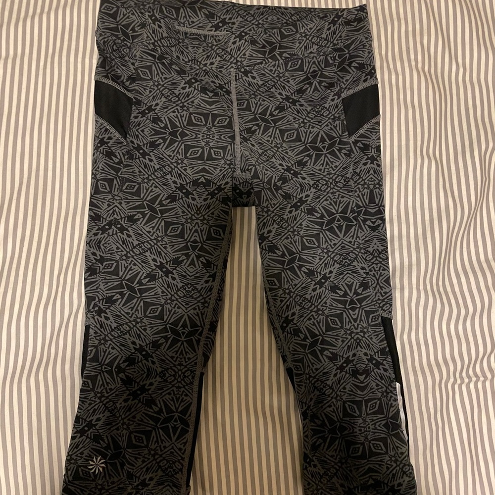 Athleta Capri yoga leggings